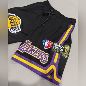 PRO STANDARD Lakers NBA17X Finals Champions Shorts Men’s Size Small